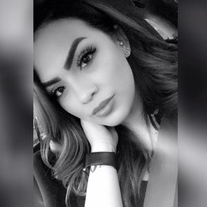 Meet your Posher, Karina